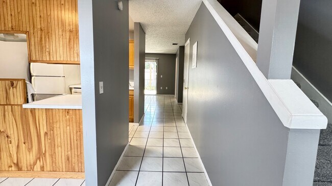 Photo - 5513-5519 Decatur St Townhome