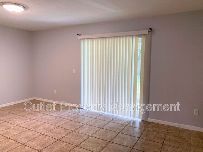 Photo - 5885 Dahlia Dr Apartment