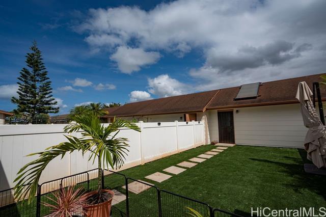 Building Photo - 91-1010-1010 Kaimalie St