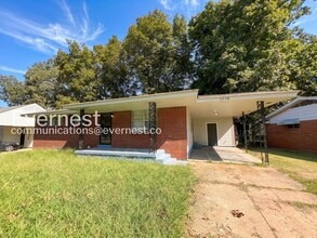Building Photo - 3238 Kenland Dr
