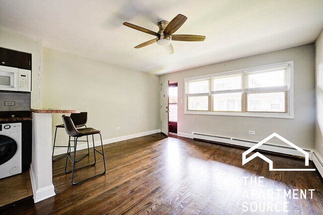 Foto del edificio - 1735 W Bryn Mawr Ave