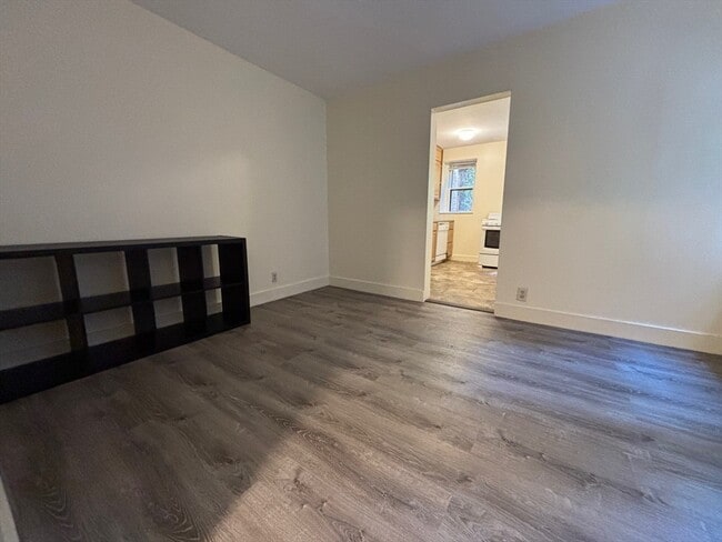 Building Photo - 68 Myrtle St