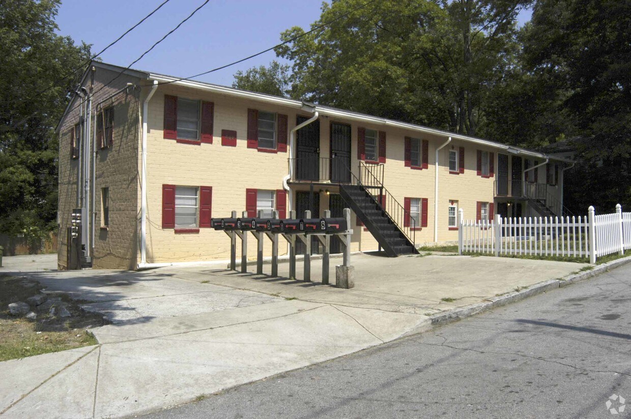 Foto principal - 400 Lindsey St