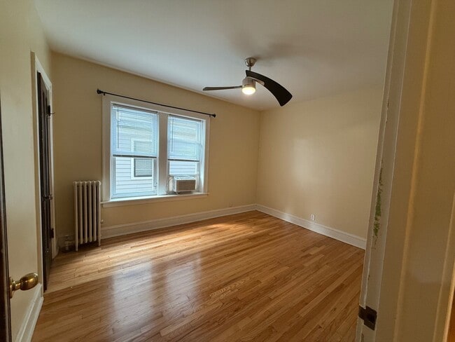 Foto del edificio - 6132 N Paulina St