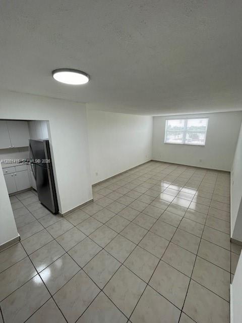 Building Photo - 606 W 81st St