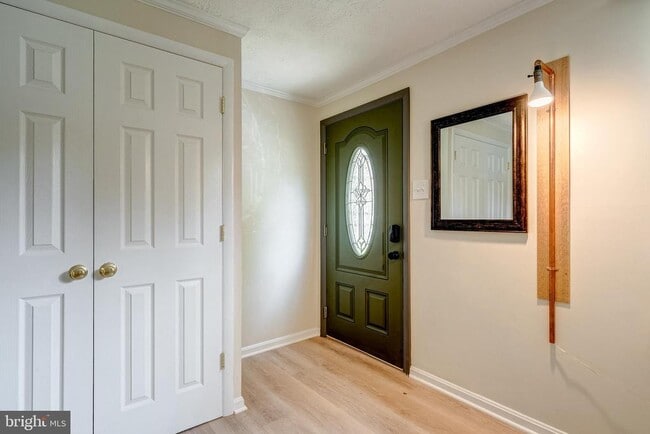 Building Photo - 9802 Brightlea Dr