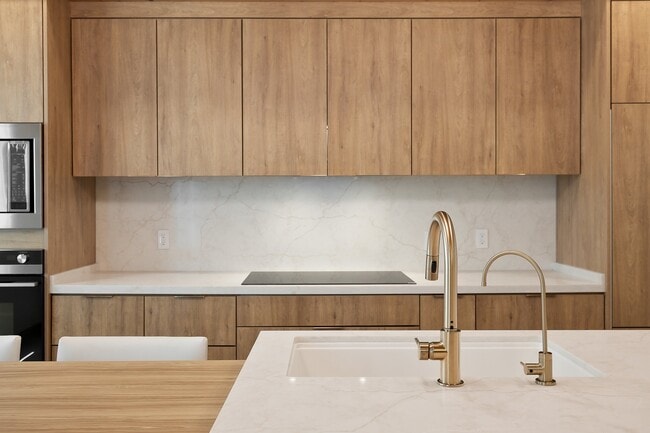 Building Photo - Carey Estates Lot 11