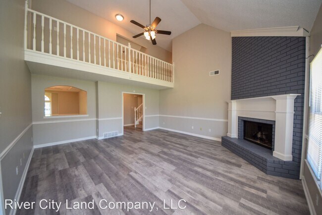 Building Photo - 5 br, 3.5 bath House - 865 Heather Lake