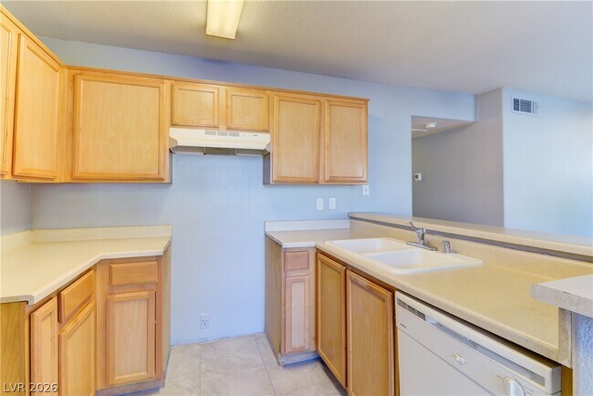 Foto del edificio - 2974 Juniper Hills Blvd