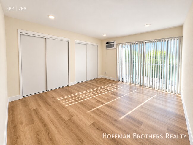 Foto del edificio - 8140 Langdon Ave