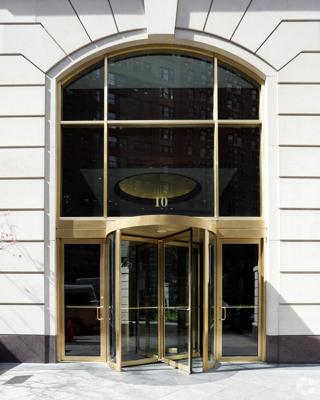 Entrance - Liberty Plaza