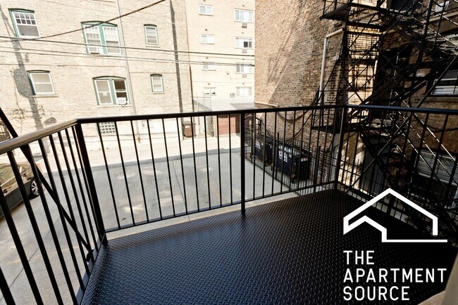 Foto del edificio - 5510 N Kenmore Ave