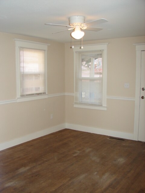 Foto del edificio - 3151 W Pikes Peak Ave