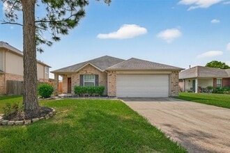Building Photo - 3406 Huisache Blvd