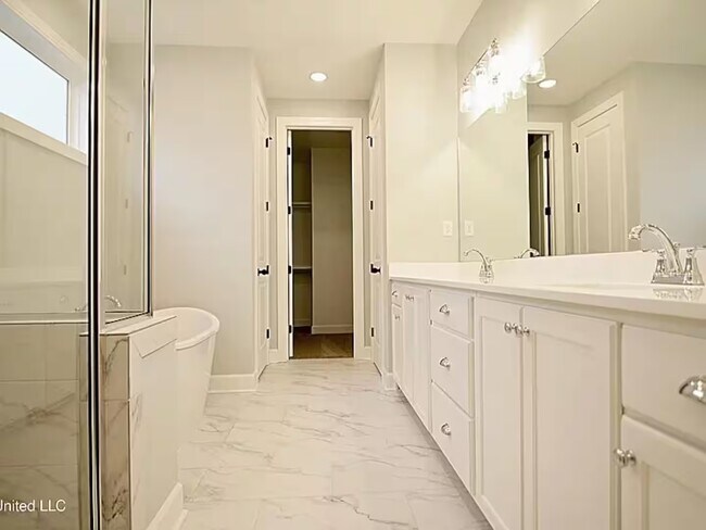 Foto del edificio - 4 Bedroom 2.5 Bath Furnished Home in Hernando