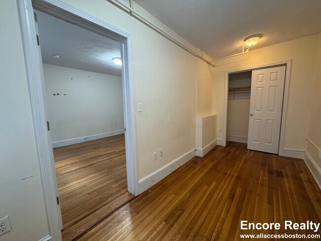 Foto del edificio - 1615 Commonwealth Ave