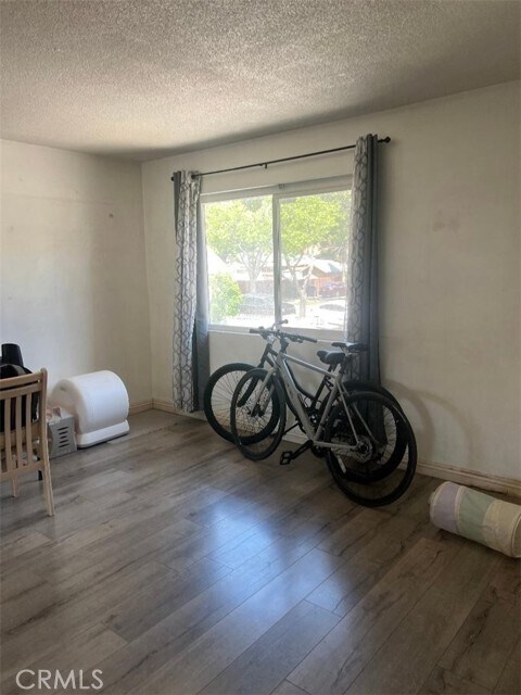 Foto del edificio - 4321 Tenth St