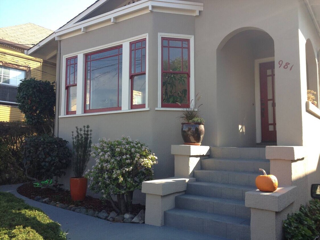 Foto principal - 981 Aileen St