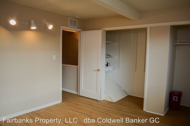 Building Photo - 1409 Lathrop St