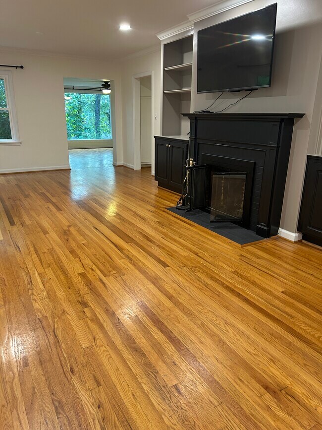 Foto del edificio - 10 Townview Rd SE