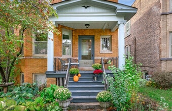 Building Photo - 823 S Euclid Ave