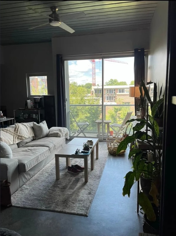 Photo - 620 Glen Iris Dr NE Apartment