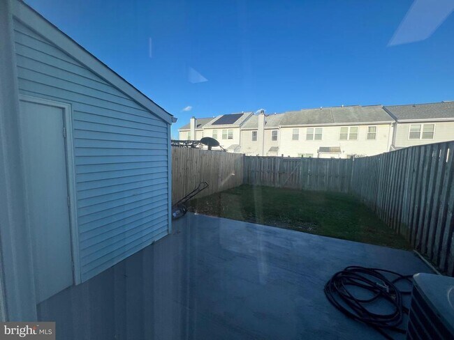 Foto del edificio - 43 Taos Cir