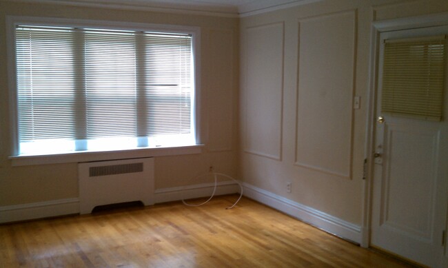 living room - 7563 York Dr