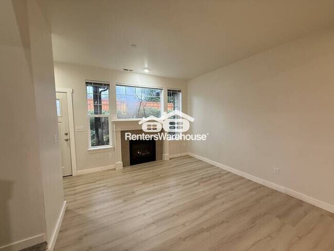 Foto del edificio - Modern condo, conveniently located!