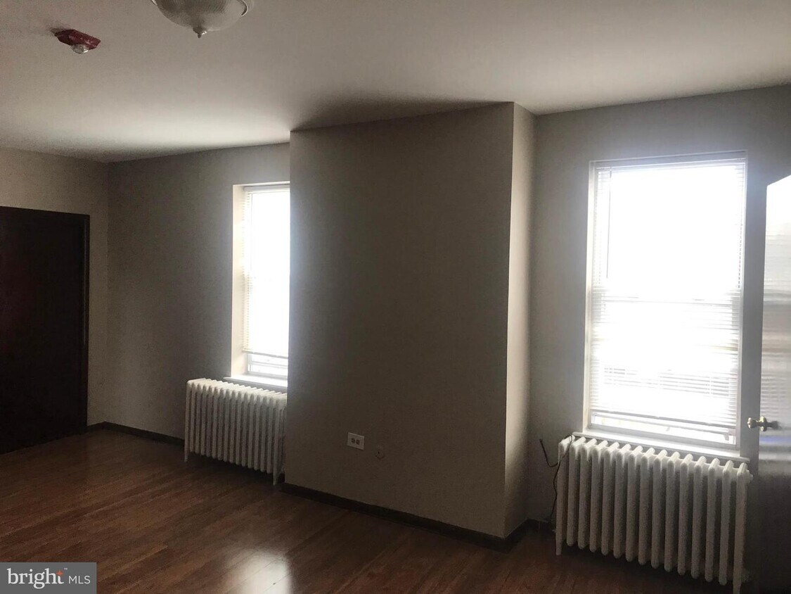 Primary Photo - 941 Spring Garden St
