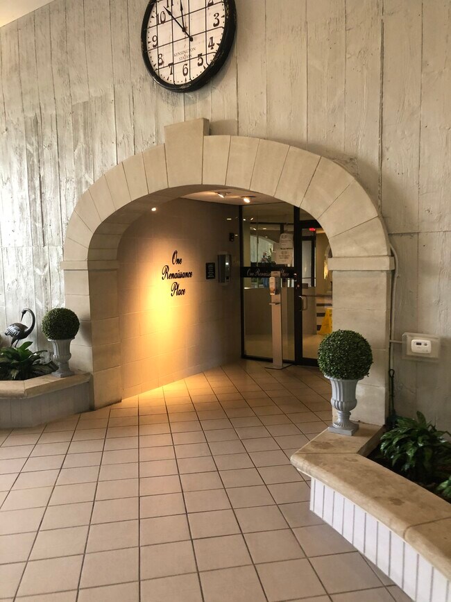 Foto del edificio - 1 Renaissance Pl