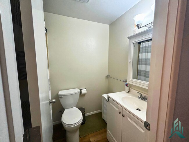 Foto del edificio - Completely Renovated 3 bed/2 bath Home