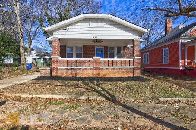 Foto del edificio - 675 Gillette Ave SW