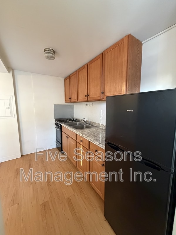 Photo - 500 St Paul St Apartment