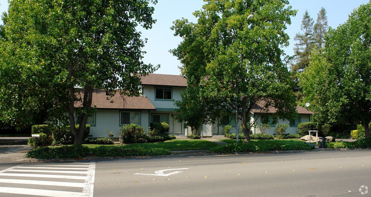 11251155 Mission Blvd, Santa Rosa, CA 95409 Apartments in Santa Rosa, CA