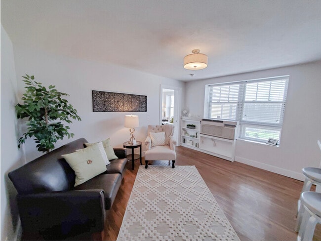 Photo - Urban Village Midtown Apartments