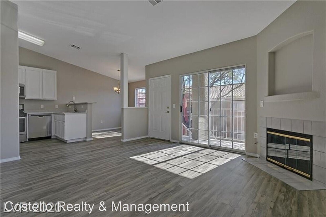 Foto principal - 3 br, 2 bath Apartment - 4730 Craig Rd #2064