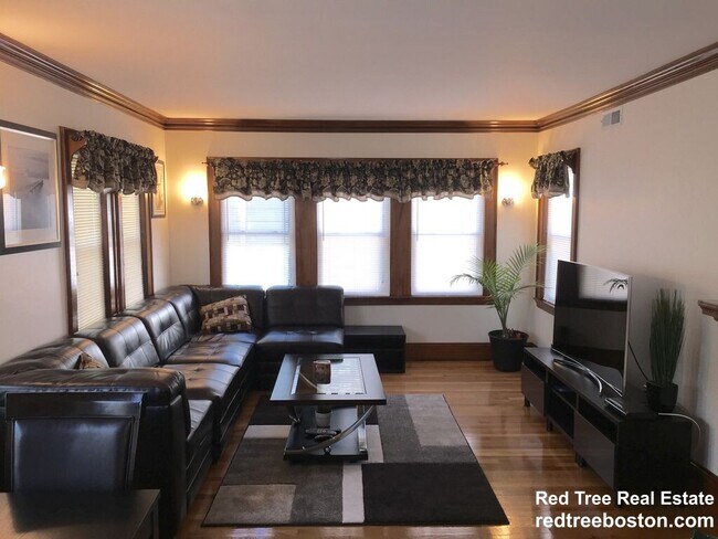 Foto del edificio - 33 Pershing Rd