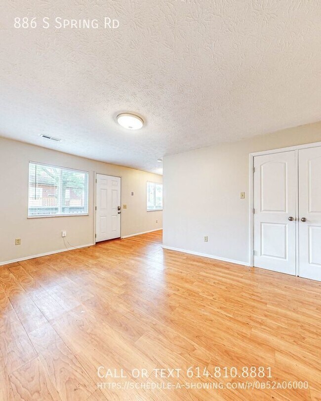 Foto del edificio - Two Bedroom Apartment with Balcony- Wester...
