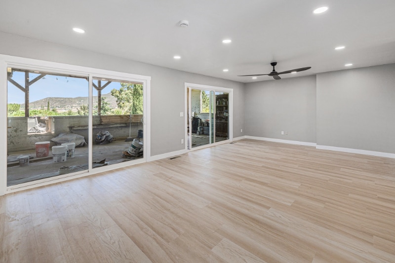 Primary Photo - 1421 Viejas View Ln