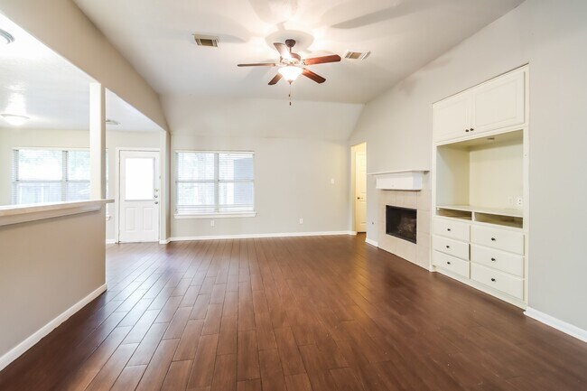 Foto del edificio - 26967 Crown Haven Ct
