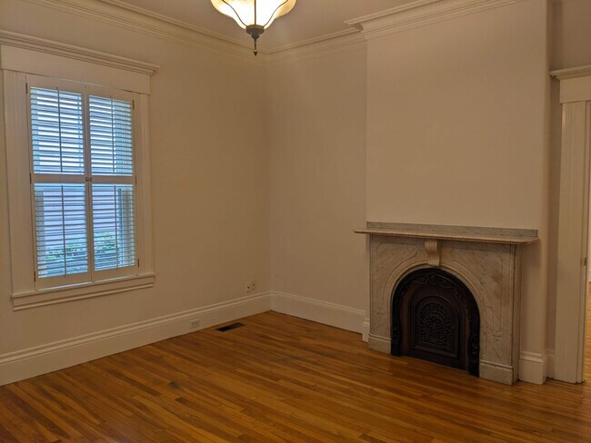 Building Photo - 29 Ellsworth Ave