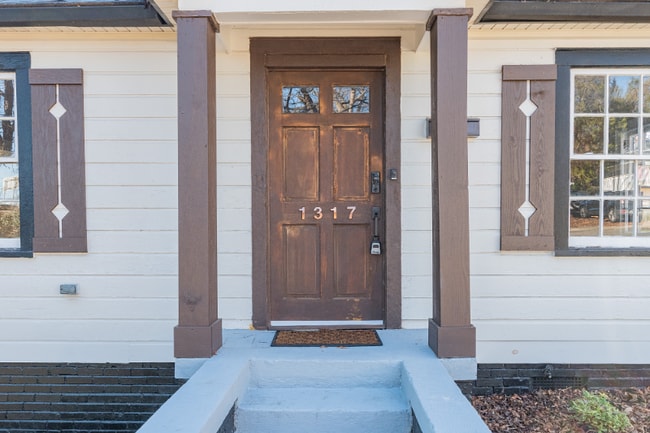 Foto del edificio - 1317 W 4th St