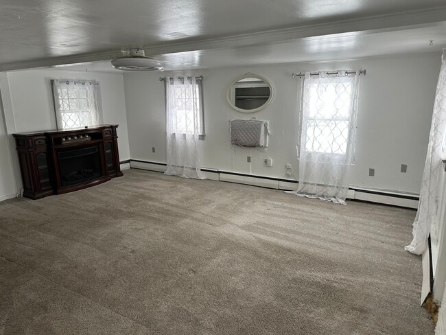 Bedroom 1 - 49 N Bridge St