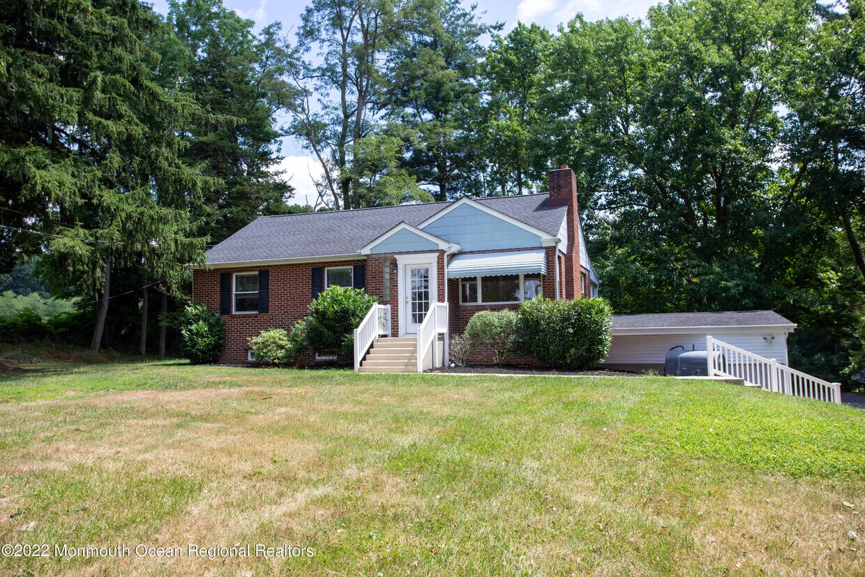 175 Sweetmans Ln, Millstone, NJ 08535 House Rental in Millstone, NJ