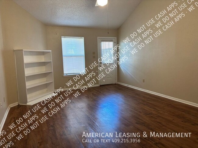 Foto del edificio - Spacious West-end condo available for lease!