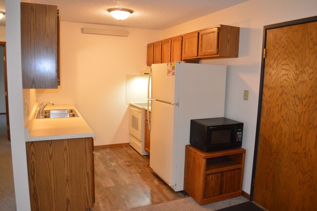 Building Photo - Two Bedroom Condo For Rent