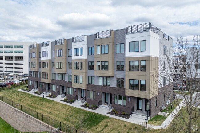 Overlook at Town Center