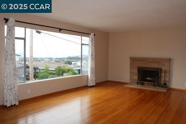 Foto del edificio - 6775 Kenilworth Ave
