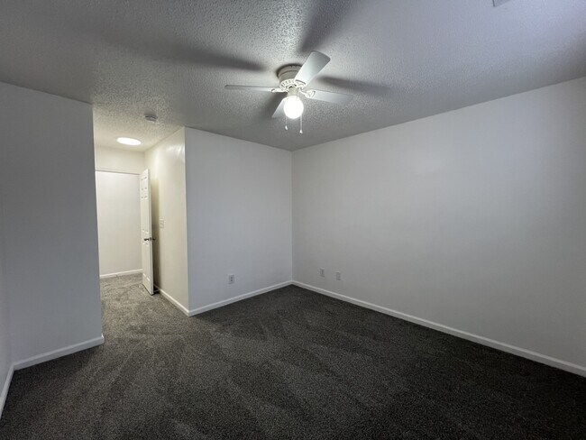 Bedroom on Upper Level - 16867 Greenlawn Hills Court